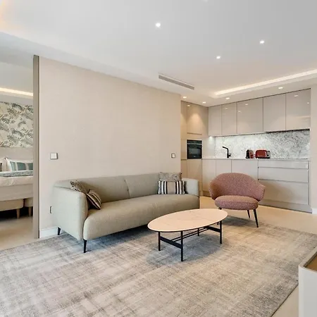Apartment Modern Beachfront 2-bedroom Marbella