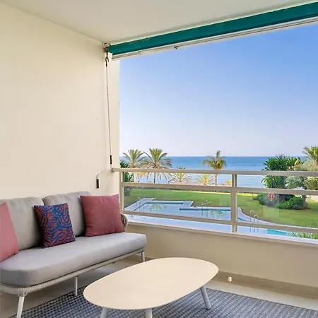 Appartamento Modern Beachfront 2-bedroom